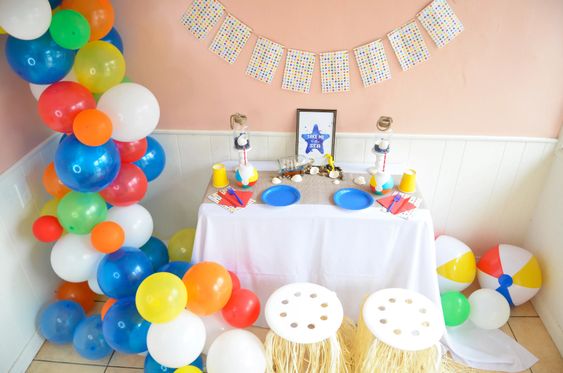 summer-balloon-garland-bash-besties